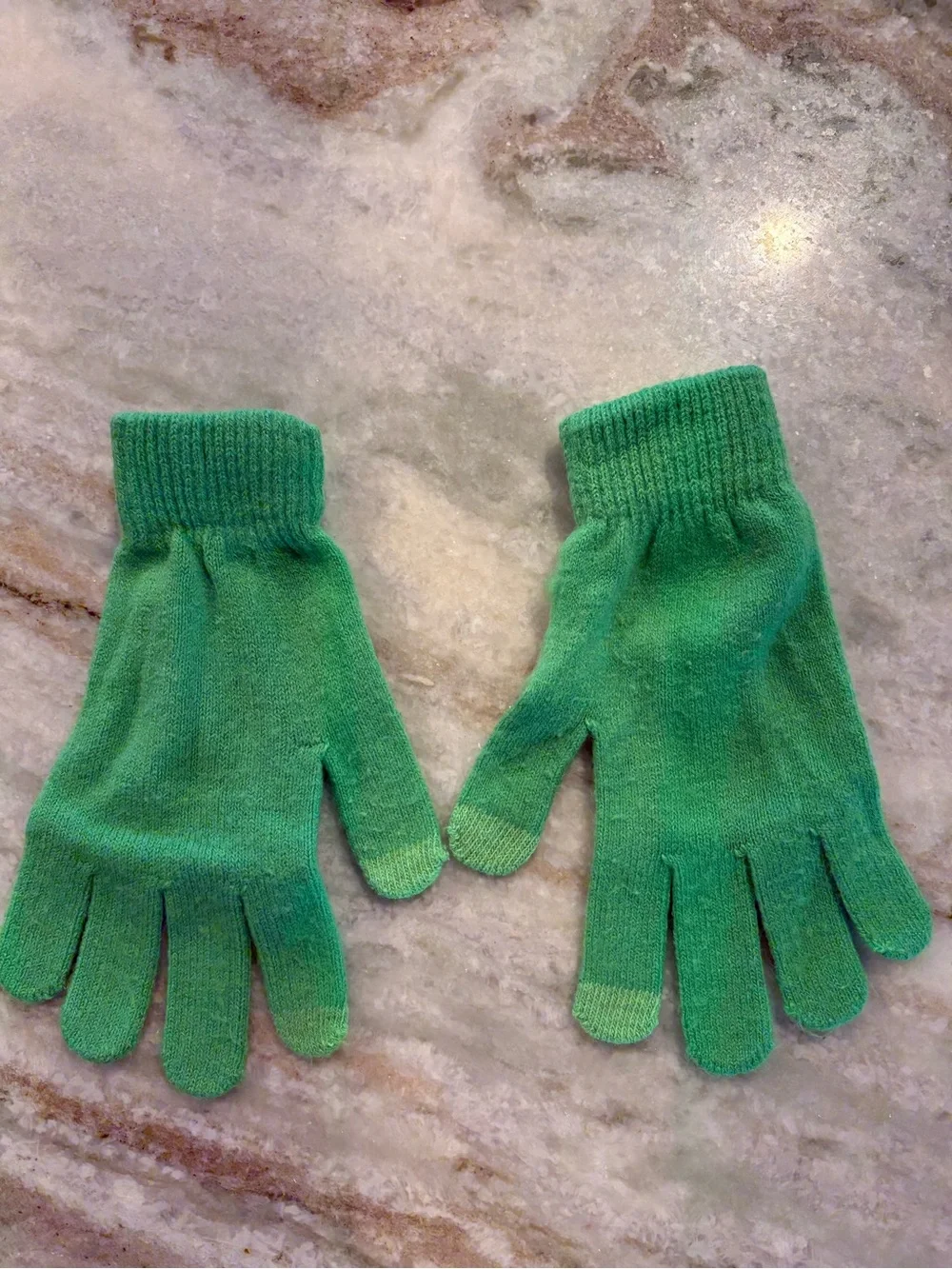 Kids Green Minecraft Knit Gloves